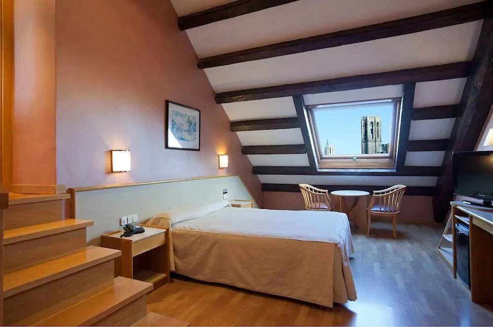 Hotel Sant Agusti Barselona 3*,